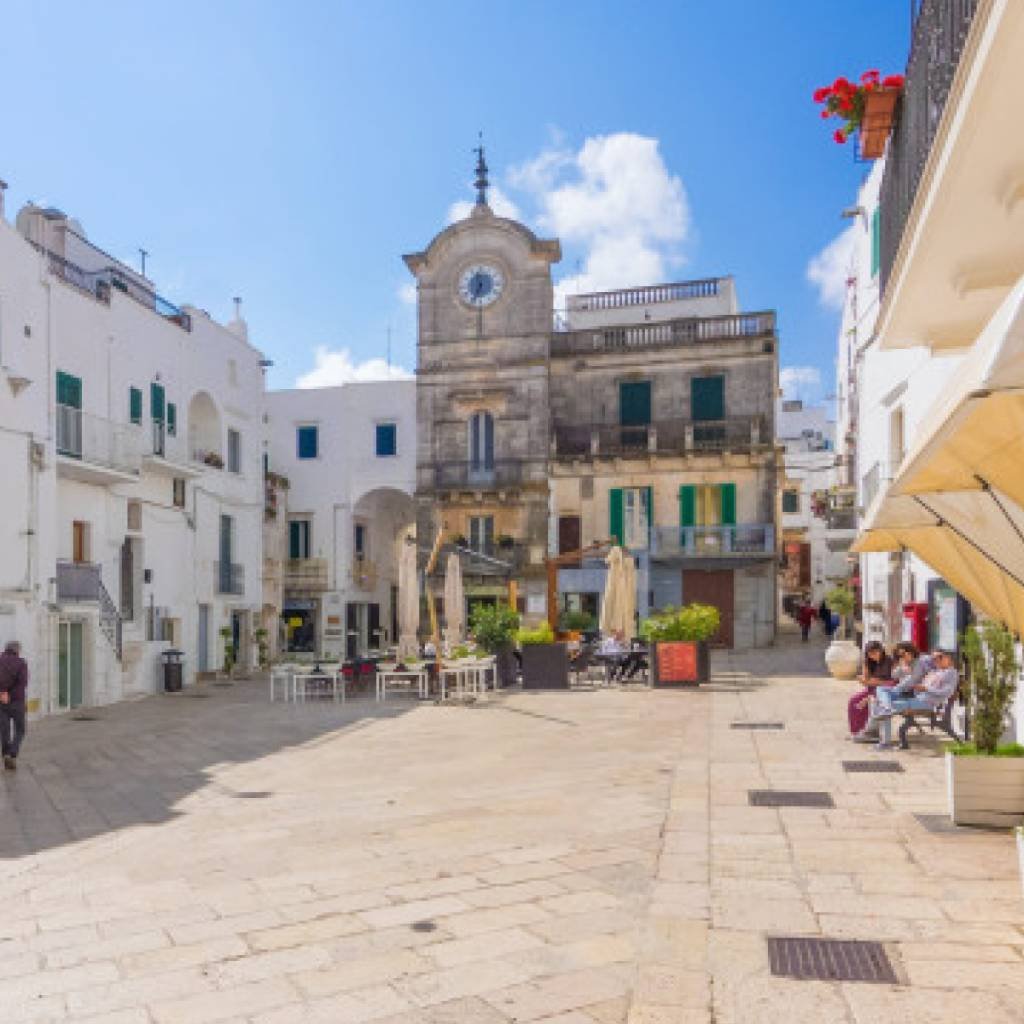 Da BrindisiGrotte di Castellana , Martina Franca, Cisternino.2