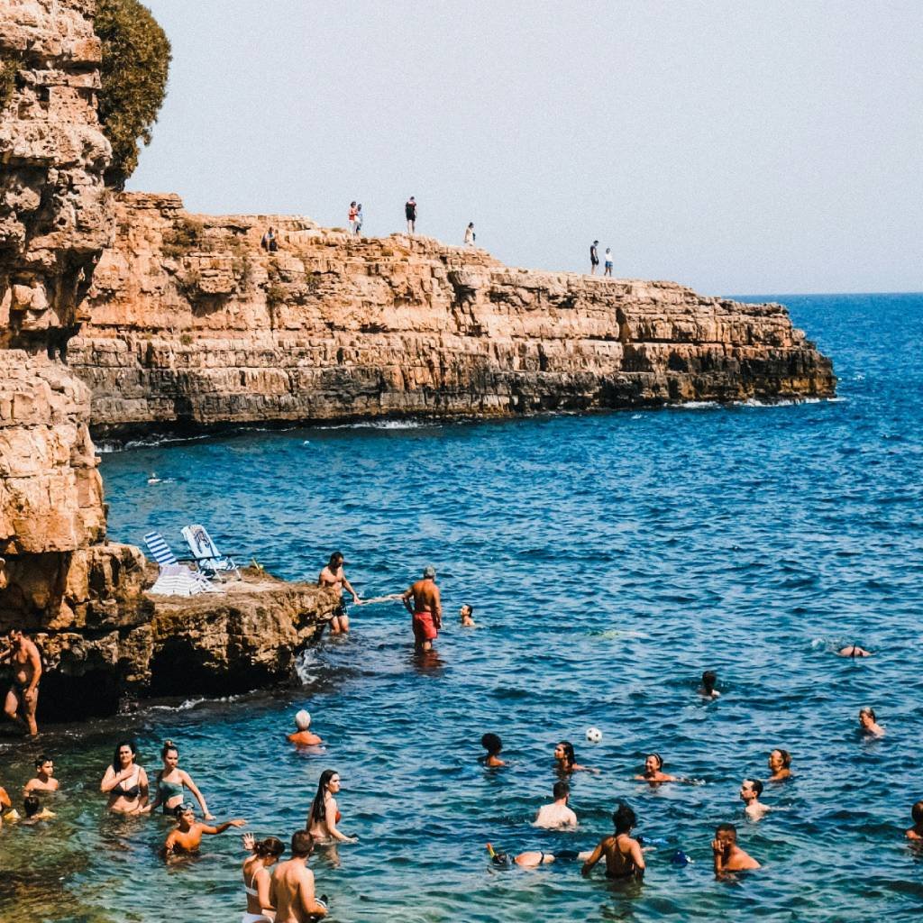 Escursione in Barca Luxury a Polignano a Mare1